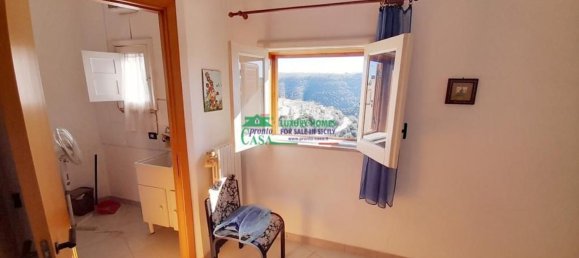 5-Zimmer Wohnung in Ragusa, Italy, Nr. 47429 7