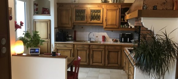 5 bedrooms Townhouse in Saint-Symphorien-des-Bois, France No. 208434 5