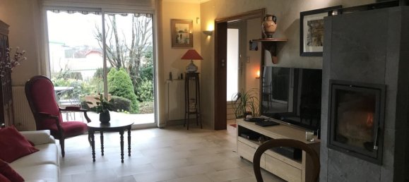 5 bedrooms Townhouse in Saint-Symphorien-des-Bois, France No. 208434 7