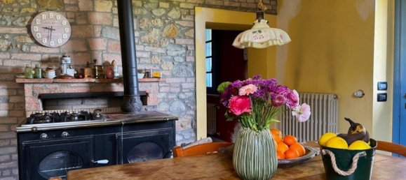 6 rooms House in Godiasco Salice Terme, Italy No. 268689 30