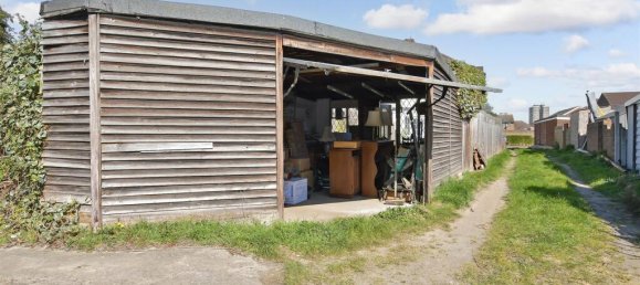 3 bedrooms House in Essex, United Kingdom No. 4136 35