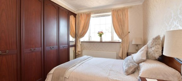 3 bedrooms House in Essex, United Kingdom No. 4136 22