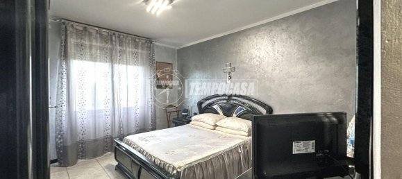3-salle Appartement à Chiari, Italy No. 311844 2