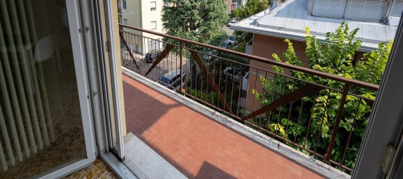 3 bedrooms Apartment in Modena, Italy No. 353657 12
