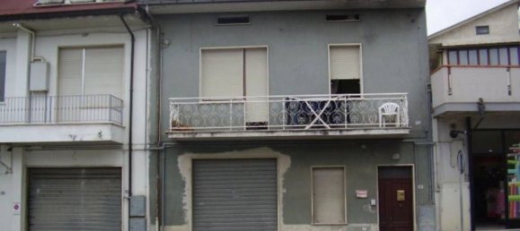 عقار تجاري في Sant'Egidio alla Vibrata, Italy 86متر مربع رقم 273805 2