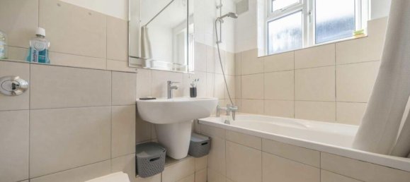 1 bedroom Apartment in Ealing, United Kingdom No. 5808 5