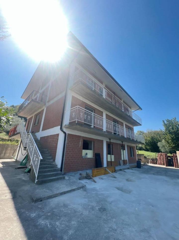 3 rooms Apartment in Atripalda, Italy No. 88413