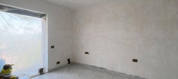3 rooms Apartment in Atripalda, Italy No. 88413 12
