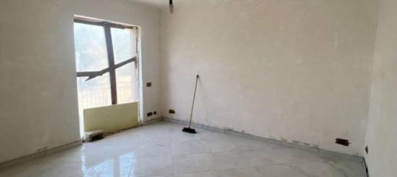 3 rooms Apartment in Atripalda, Italy No. 88413 5