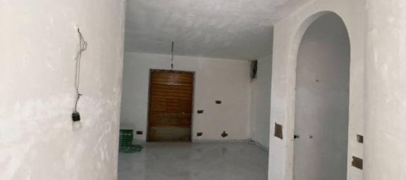 3 rooms Apartment in Atripalda, Italy No. 88413 8