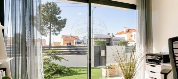 4 bedrooms House in Setubal, Portugal No. 175840 8