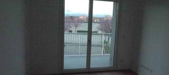 3 rooms Apartment in Volpiano, Italy No. 24358 26