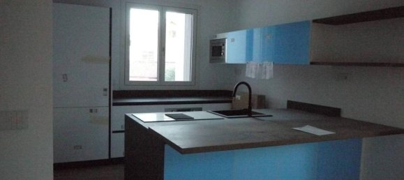 3 rooms Apartment in Volpiano, Italy No. 24358 7