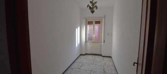 3 rooms Apartment in Rome, Italy No. 89224 6