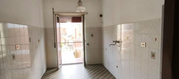 3 rooms Apartment in Rome, Italy No. 89224 4
