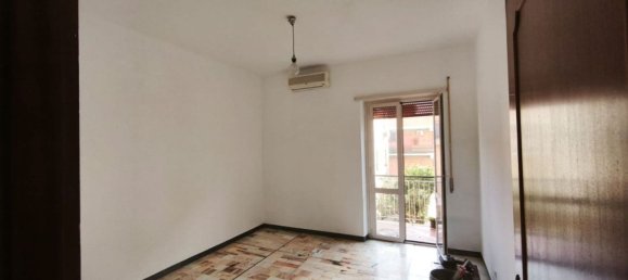 3 rooms Apartment in Rome, Italy No. 89224 2