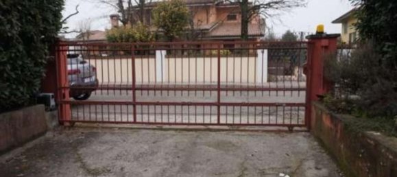 5 rooms Apartment in Curtatone, Italy No. 288647 22