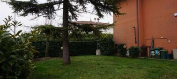 5 rooms Apartment in Curtatone, Italy No. 288647 14