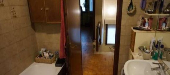 5 rooms Apartment in Curtatone, Italy No. 288647 44