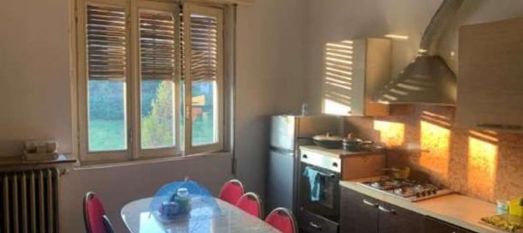 4 rooms House in Cassano Magnago, Italy No. 306653 3