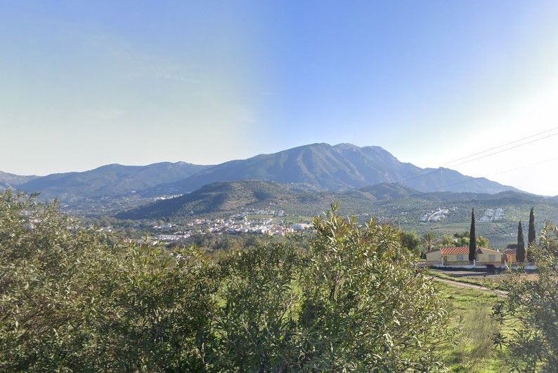 805m² Land in Vinuela, Spain No. 140417