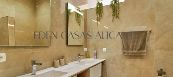 Дом с 4 спальнями в Аликанте, Испания № 150080 95