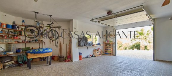 Дом с 4 спальнями в Аликанте, Испания № 150080 72