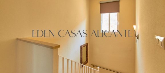 Дом с 4 спальнями в Аликанте, Испания № 150080 85