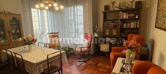3 bedrooms Apartment in Pistoia, Italy No. 222866 4