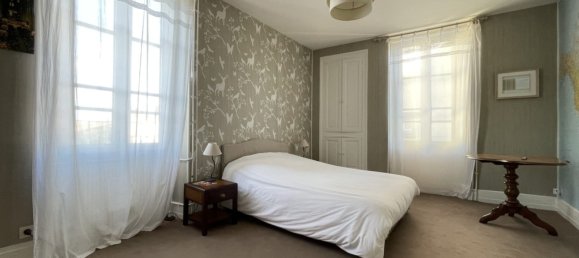 Villa de 5 dormitorios en Saint-Doulchard, France No. 74203 9