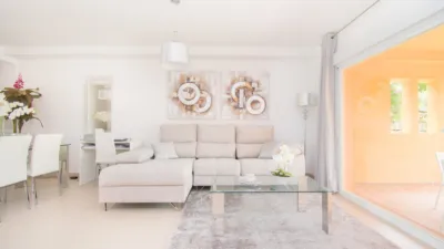 4 bedrooms Townhouse in El Paraiso, Spain No. 23729