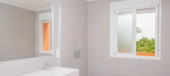 4 bedrooms Townhouse in El Paraiso, Spain No. 23729 19