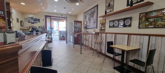 90m² Commercial property in Florence, Italy No. 218558 10