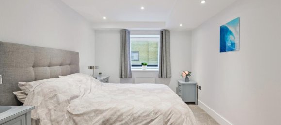 2 bedrooms Apartment in Epsom, United Kingdom No. 9709 17