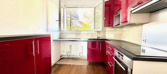 Квартира с 2 спальнями в Севр, Франция № 165163 2