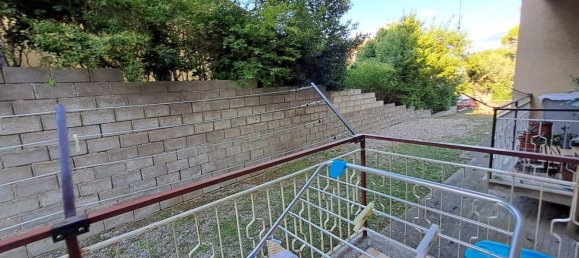 3 bedrooms Apartment in Tuoro sul Trasimeno, Italy No. 380700 8