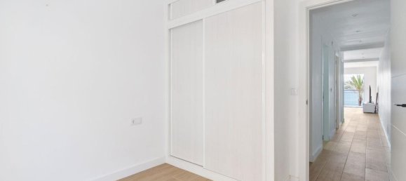 4 Schlafzimmer Wohnung in Torrevieja, Spain, Nr. 145988 15