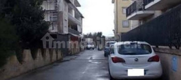 5 bedrooms Apartment in Naples, Italy No. 15009 2