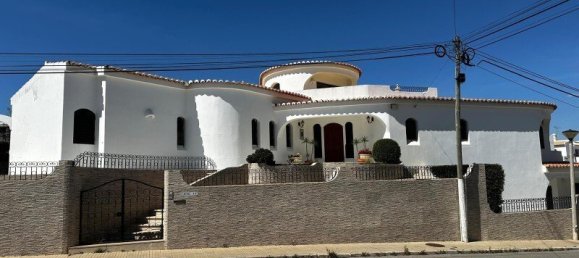 4 bedrooms Villa in Faro, Portugal No. 129318 23