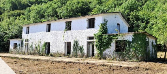 6 bedrooms House in Castelliri, Italy No. 265219 4