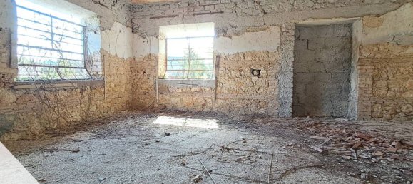 6 bedrooms House in Castelliri, Italy No. 265219 11