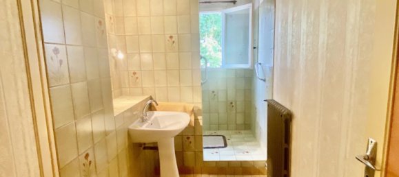 4 chambres Maison à Attigny, France No. 68970 6