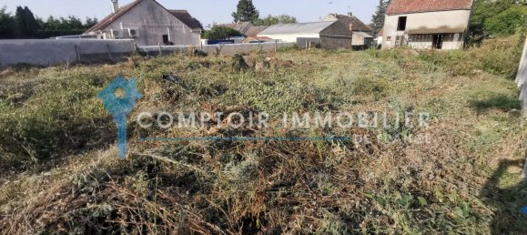 637m² Land in La Foret-le-Roi, France No. 176958 6