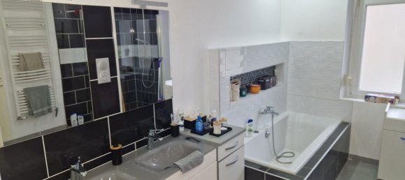 5 bedrooms House in Algrange, France No. 214231 25