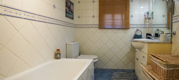 3 bedrooms Villa in Estepona, Spain No. 151374 18