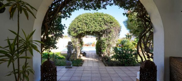 3 bedrooms Villa in Estepona, Spain No. 151374 24