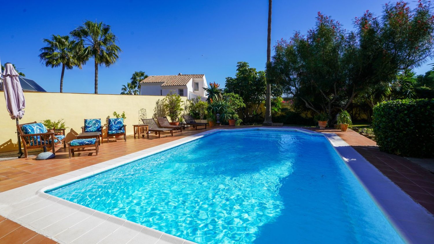 3 bedrooms Villa in Estepona, Spain No. 151374