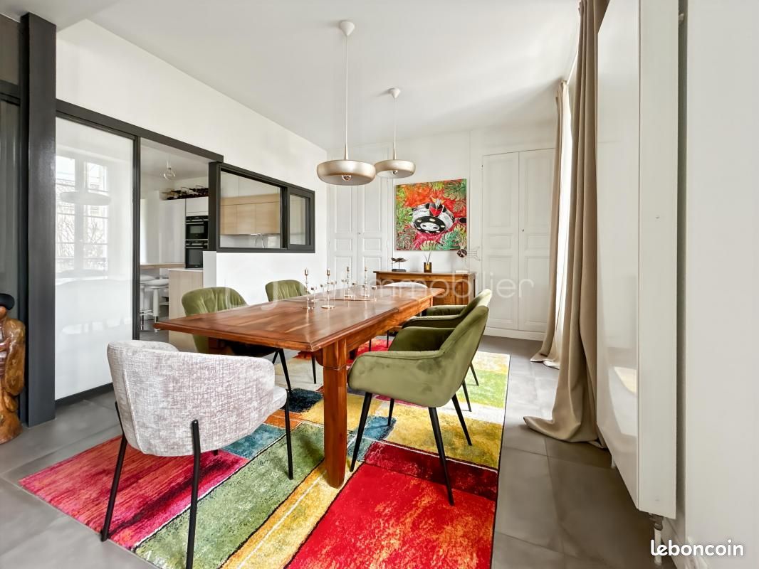 Дом с 5 спальнями в Санс, Франция № 201755