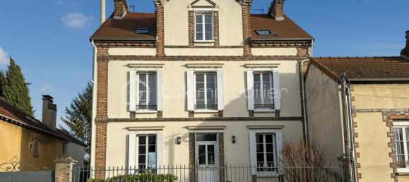 Дом с 5 спальнями в Санс, Франция № 201755 2