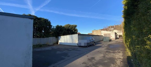 16 rooms Building in Solingen, Germany No. 81356 3